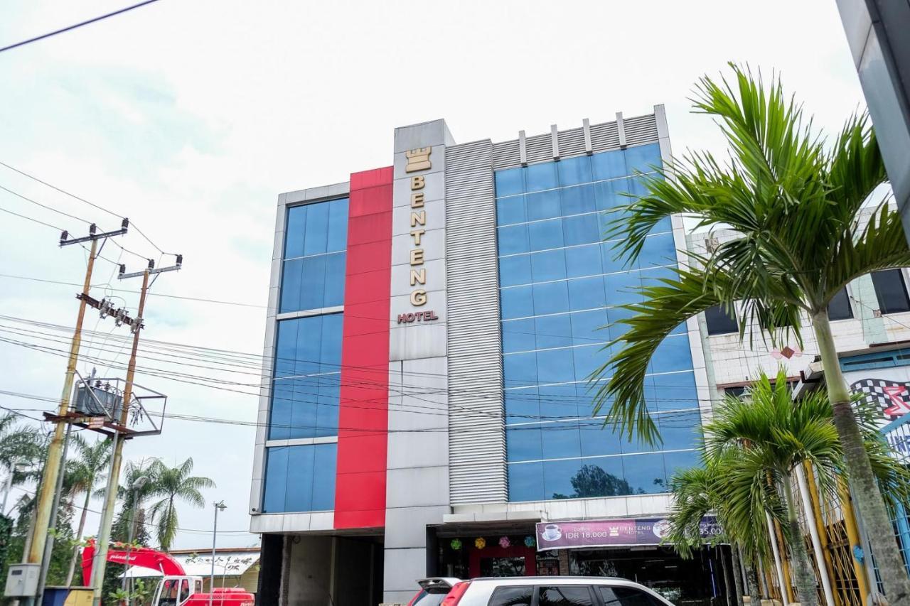 Reddoorz Plus Near Living World Pekanbaru Exteriér fotografie