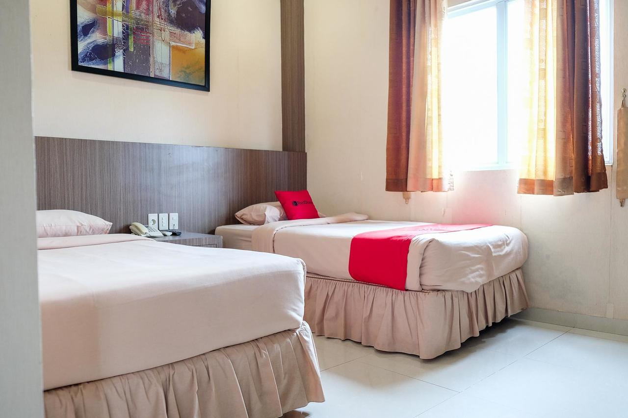 Reddoorz Plus Near Living World Pekanbaru Exteriér fotografie